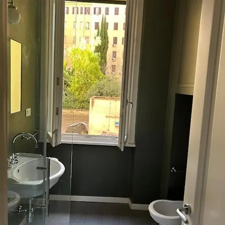 Casa Bianca San Peter Apartment Rome